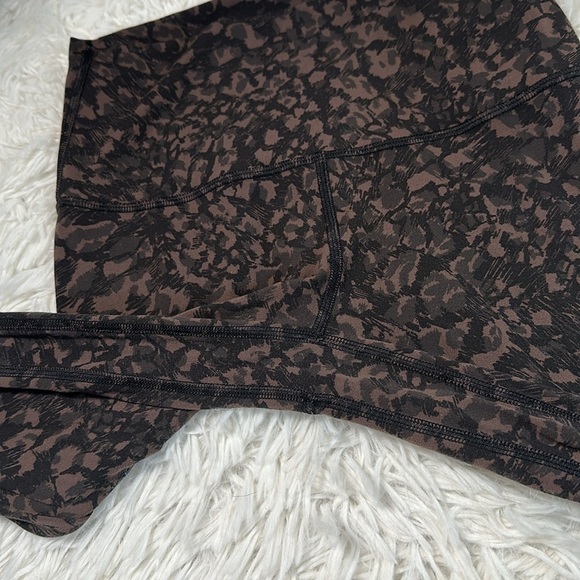 Lululemon Align Crop *21" Wild Thing Camo Brown Earth Multi - Picture 3 of 7